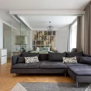 https://rent-like-home-ogrodowa-65.warsawhotelspoland.com